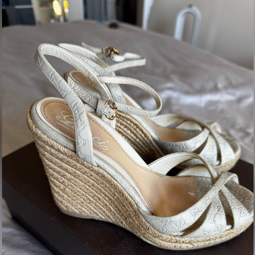 Gucci Microguccissima Leather Espadrilles Women's Size 6 in light gray